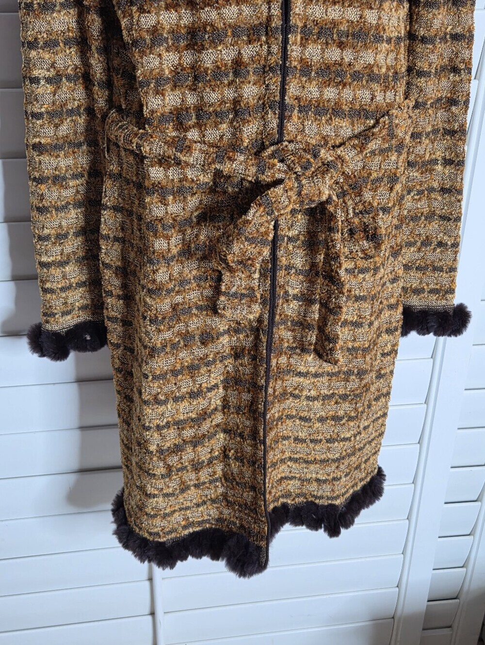Vintage St John Sport Marie Gray Rabbit Fur Trim Wool Belted Sweater Coat Medium - Picture 6 of 13